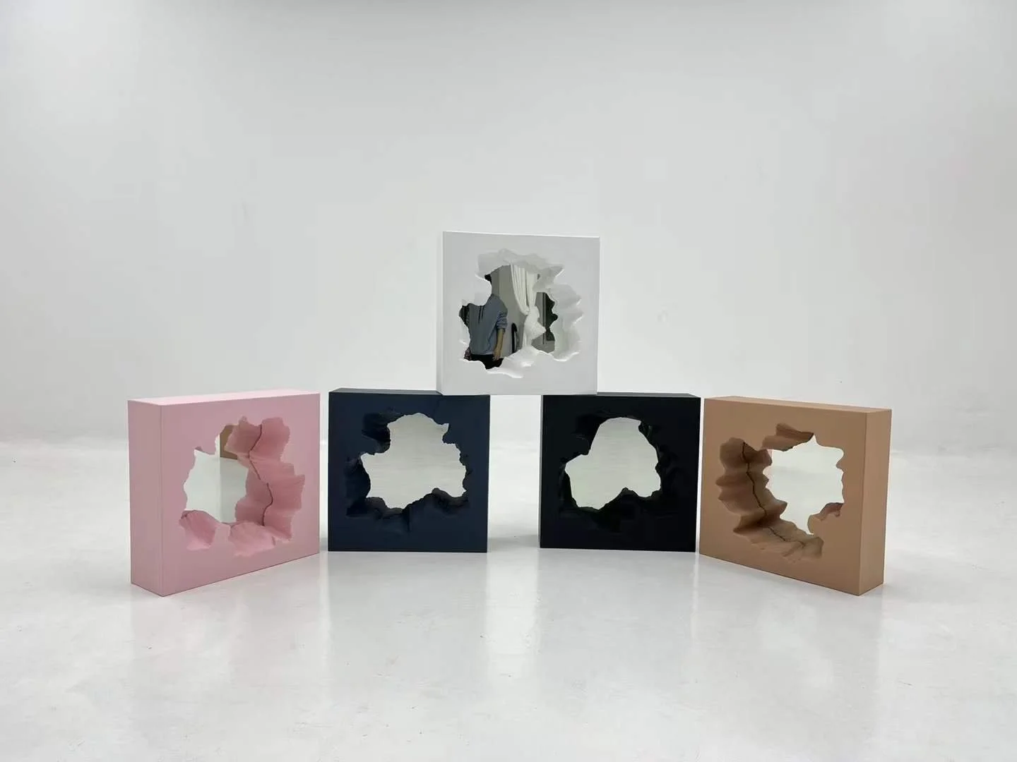 Broken Mirror replica (Small)